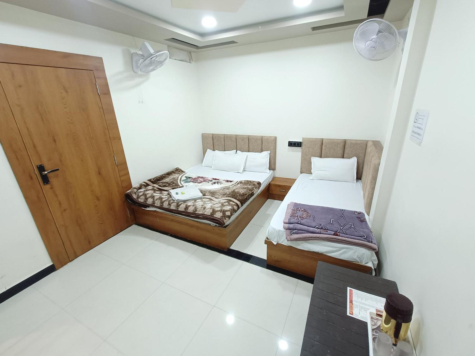 Hotel Shreem Ujjain Habitación foto
