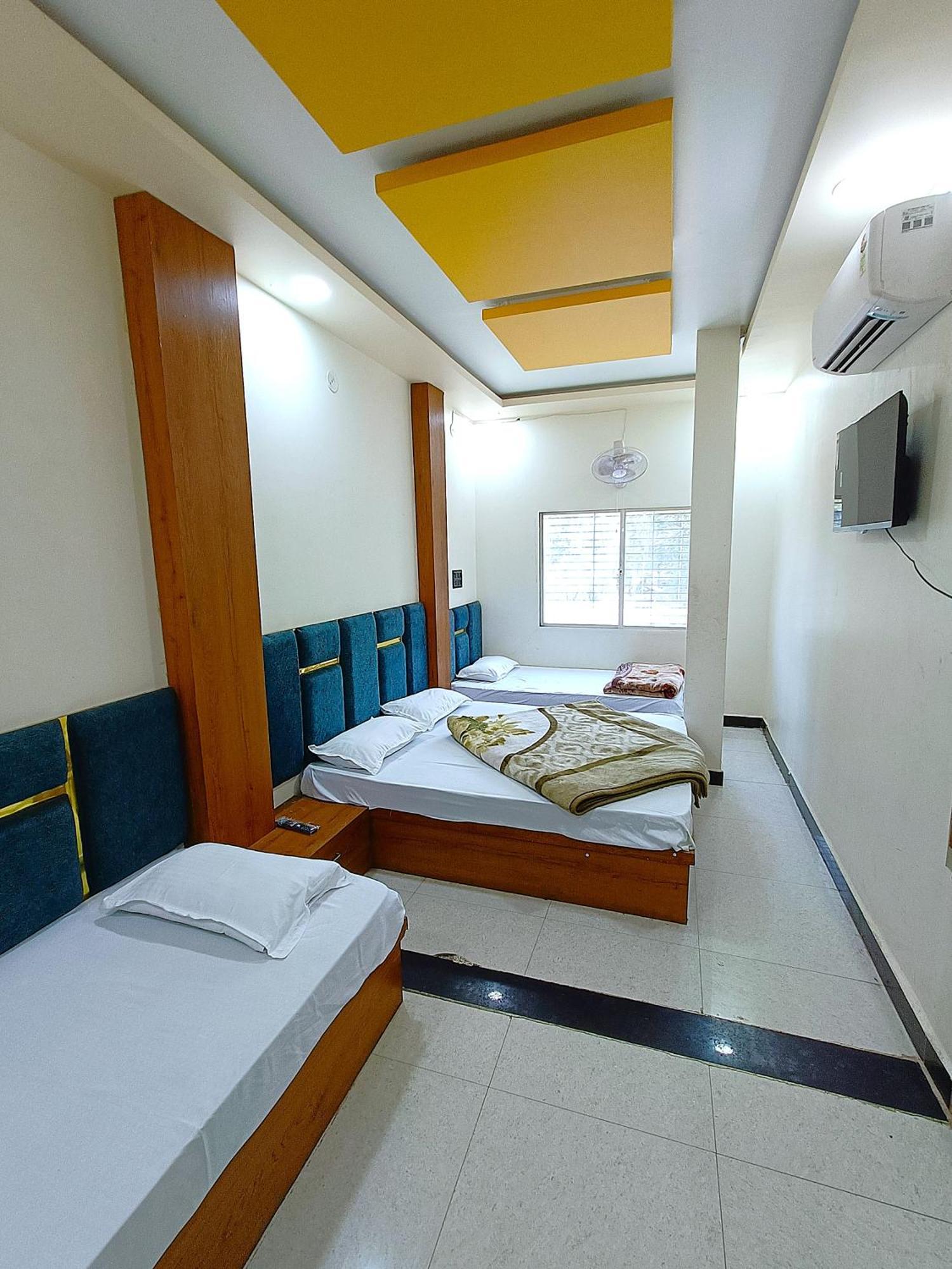 Hotel Shreem Ujjain Exterior foto